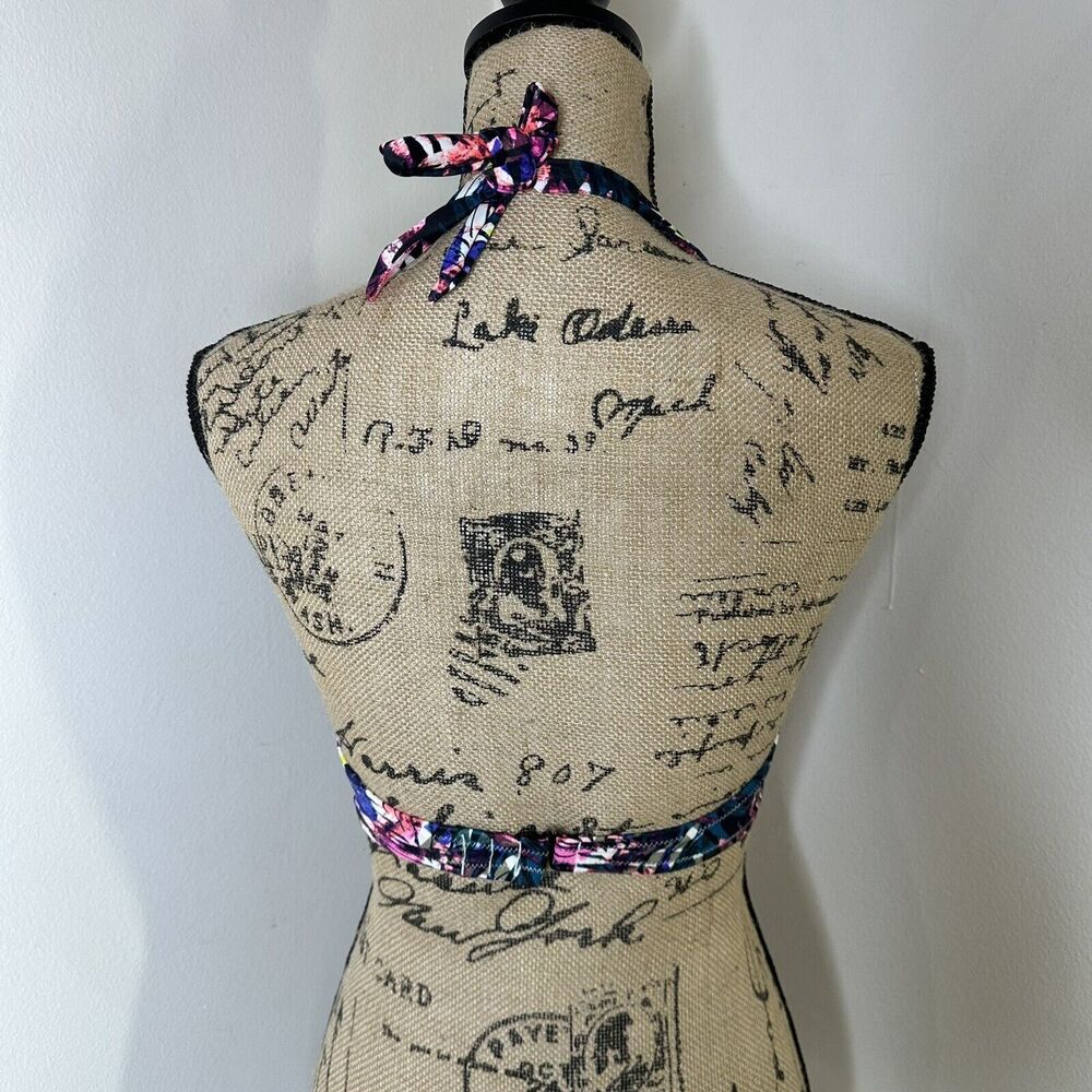 Pink Floral Bikini Top Sz S AA-C Victorias Secret Halter Embroidered Watercolor - Picture 3 of 14
